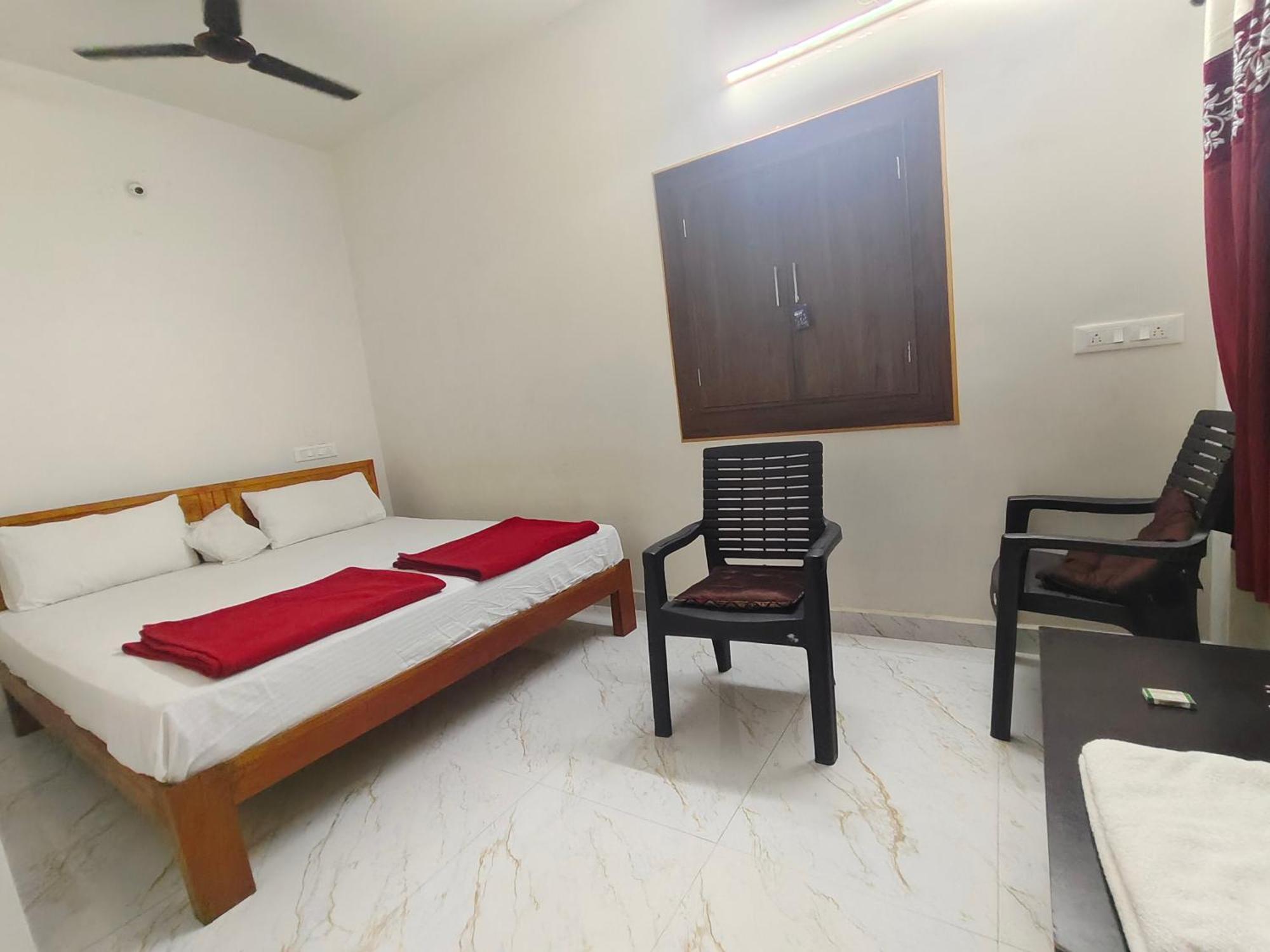 Backpiper Stay Hampi Exterior photo